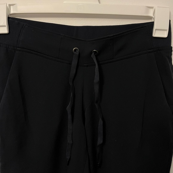 Athleta size 0 yoga flare - Picture 4 of 4